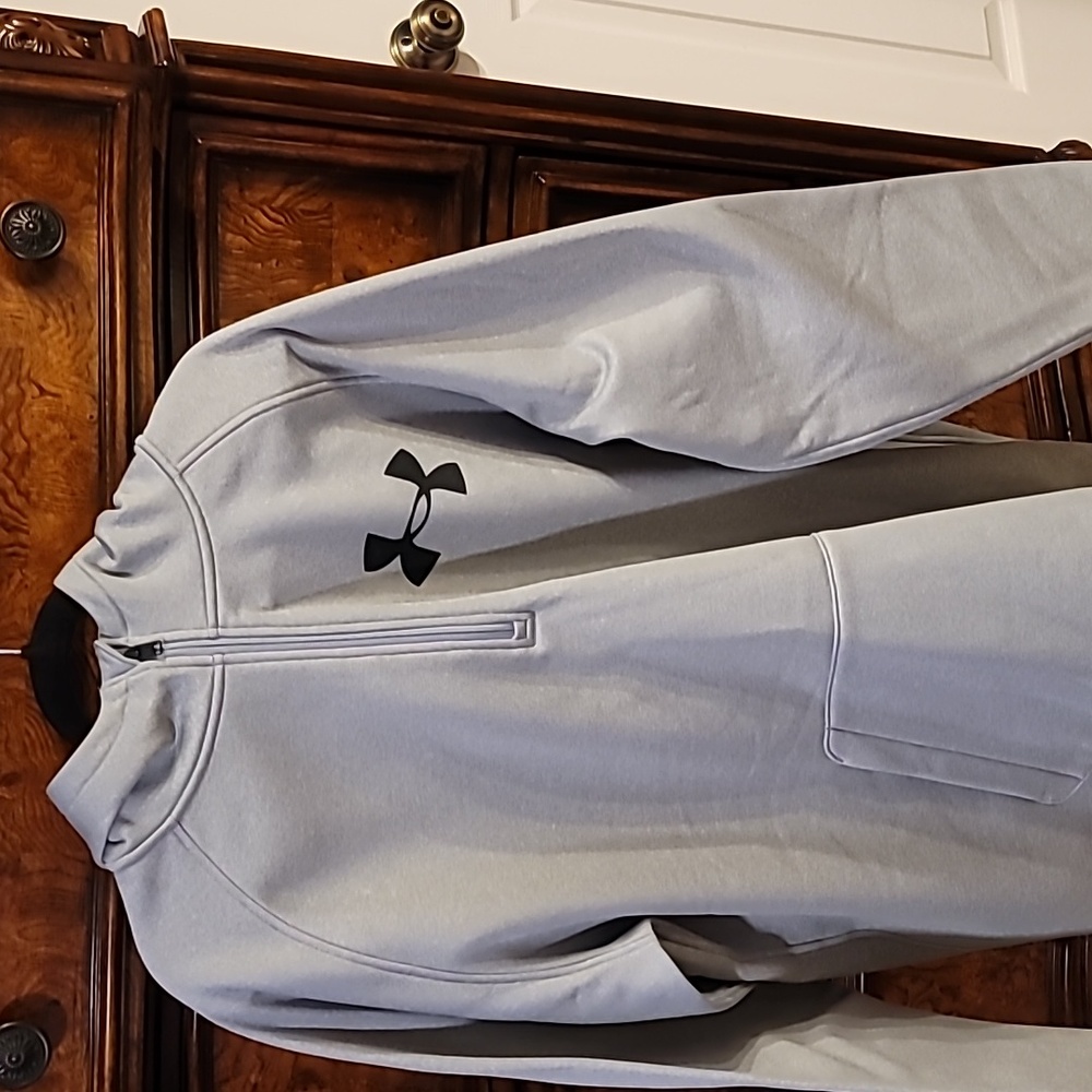 Under Armor Hooded Pull Over